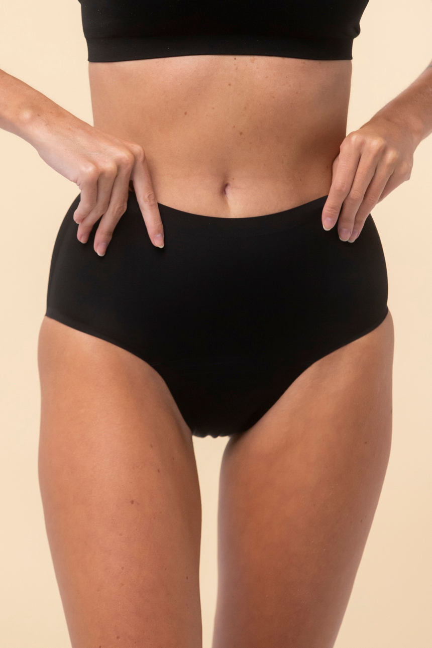 Culotte menstruelle NORA - BLACK ONYX (Femmes & Ados)